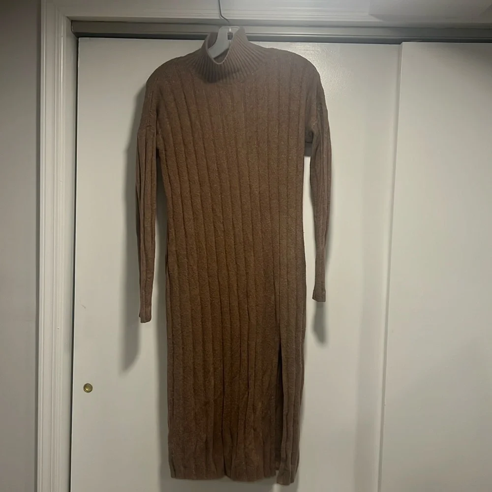 Abercrombie &Fitch long sleeve sweater dress